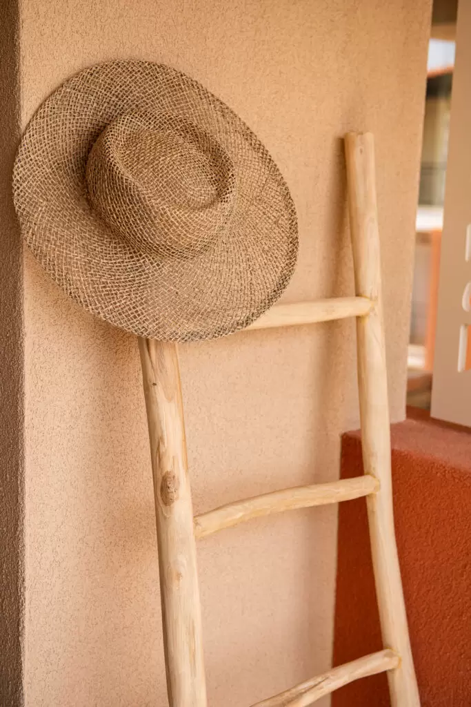 HOTEL DETAILS_10