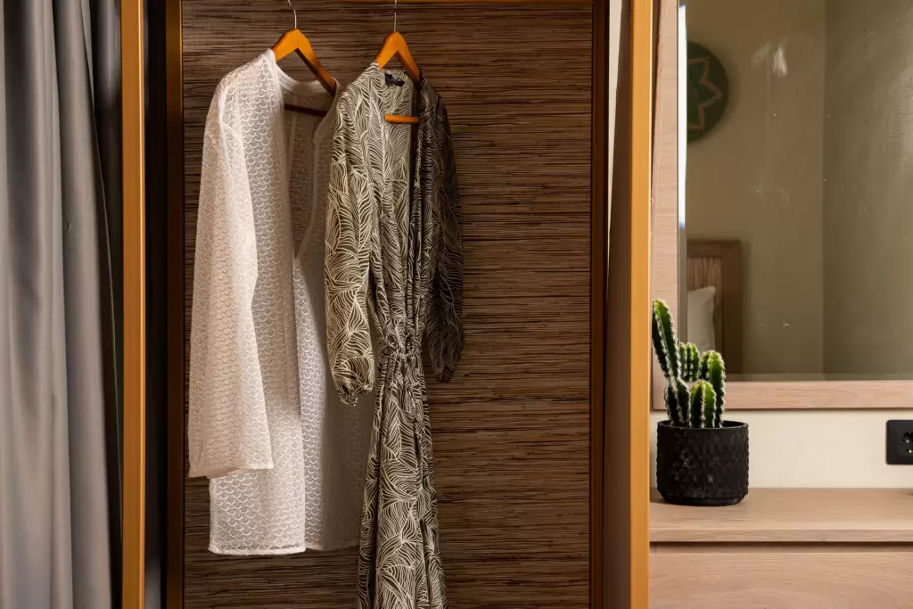 HOTEL DETAILS_27