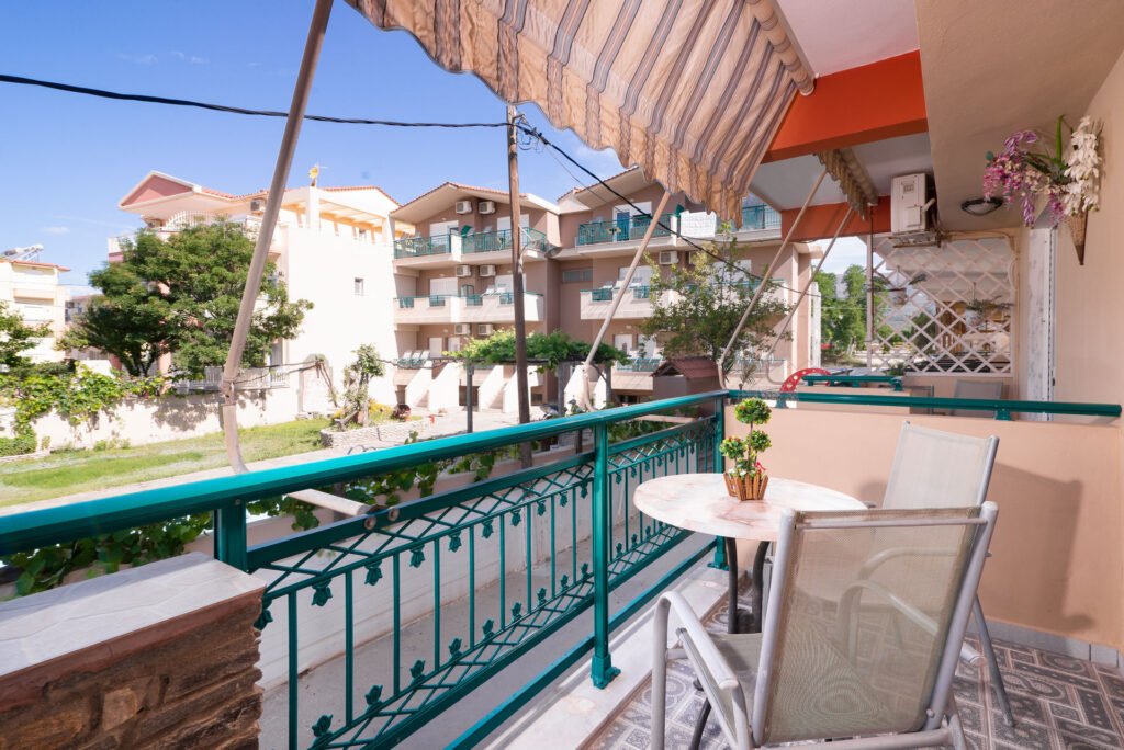 Triple Studio No View (Studios Christos)_07